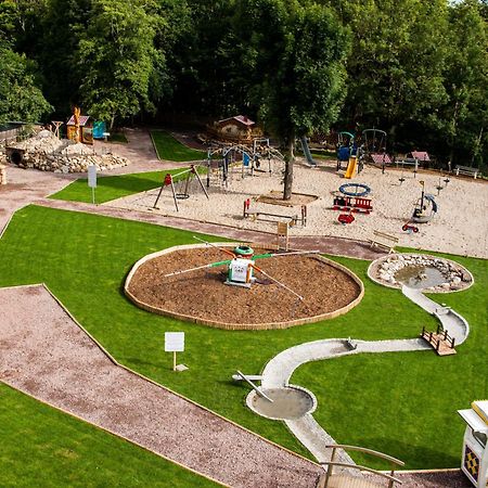 Przystanek Bavaria - Sauny, Parking Oraz Wstep Do Parku Bajek W Cenie! Карпач Экстерьер фото