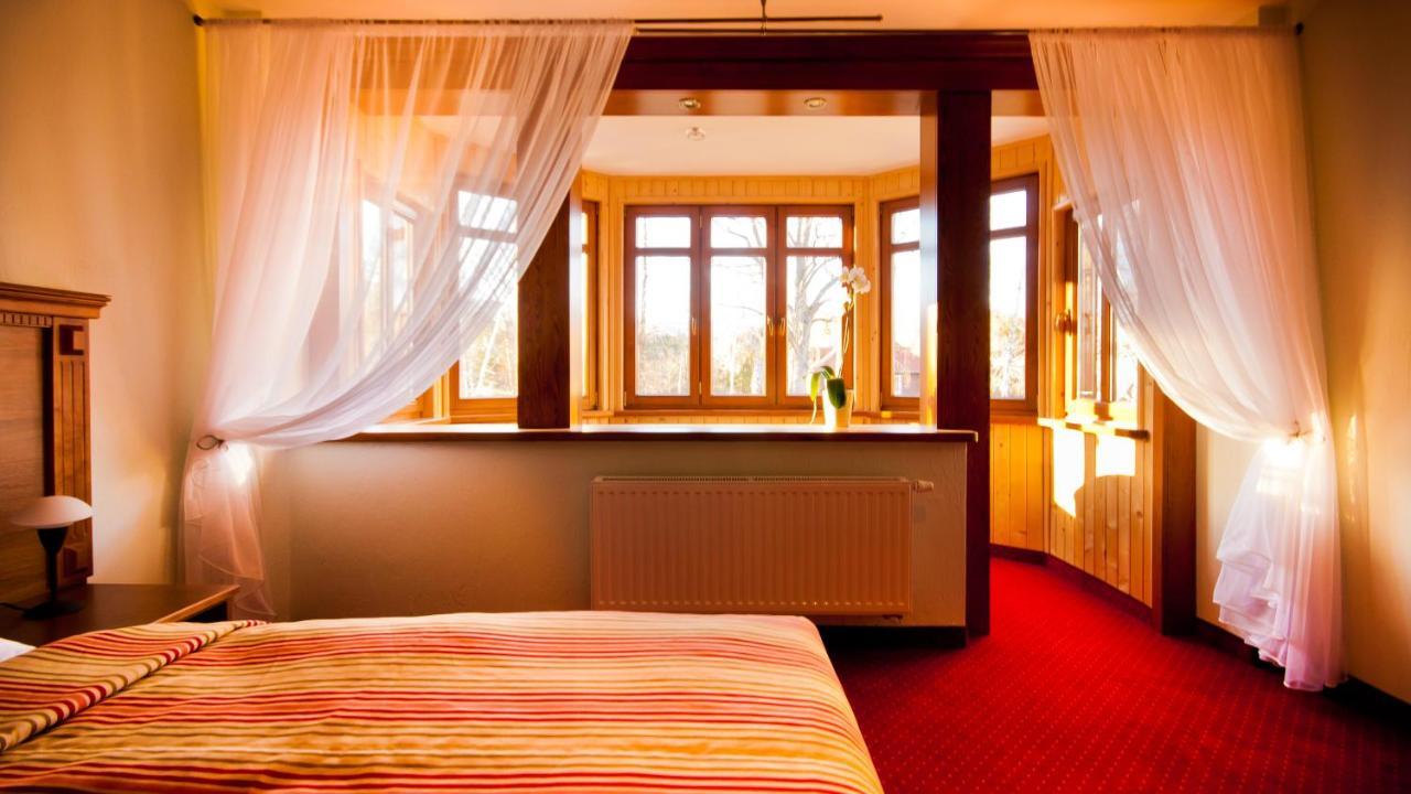 Przystanek Bavaria - Sauny, Parking Oraz Wstep Do Parku Bajek W Cenie! Карпач Экстерьер фото